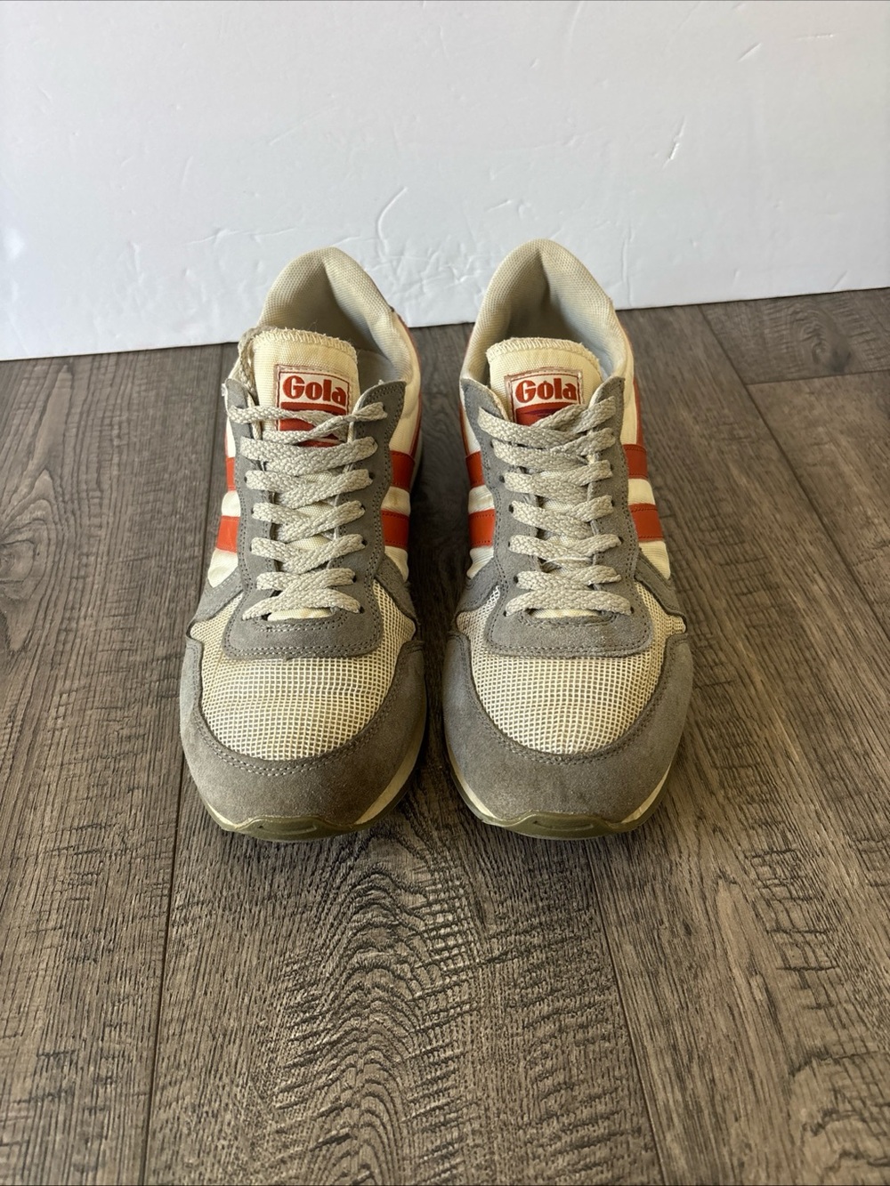 Gola Daytona Men’s Retro Runner Sneakers in Beige with Orange Stripes Sz 10